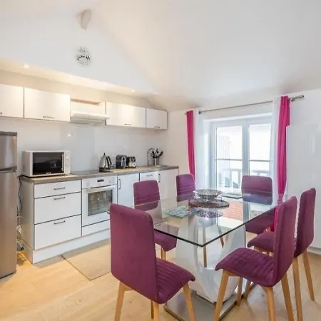 Apartamento Plein Centre Au Calme, T3 Renove Biarritz