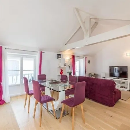 Apartamento Plein Centre Au Calme, T3 Renove